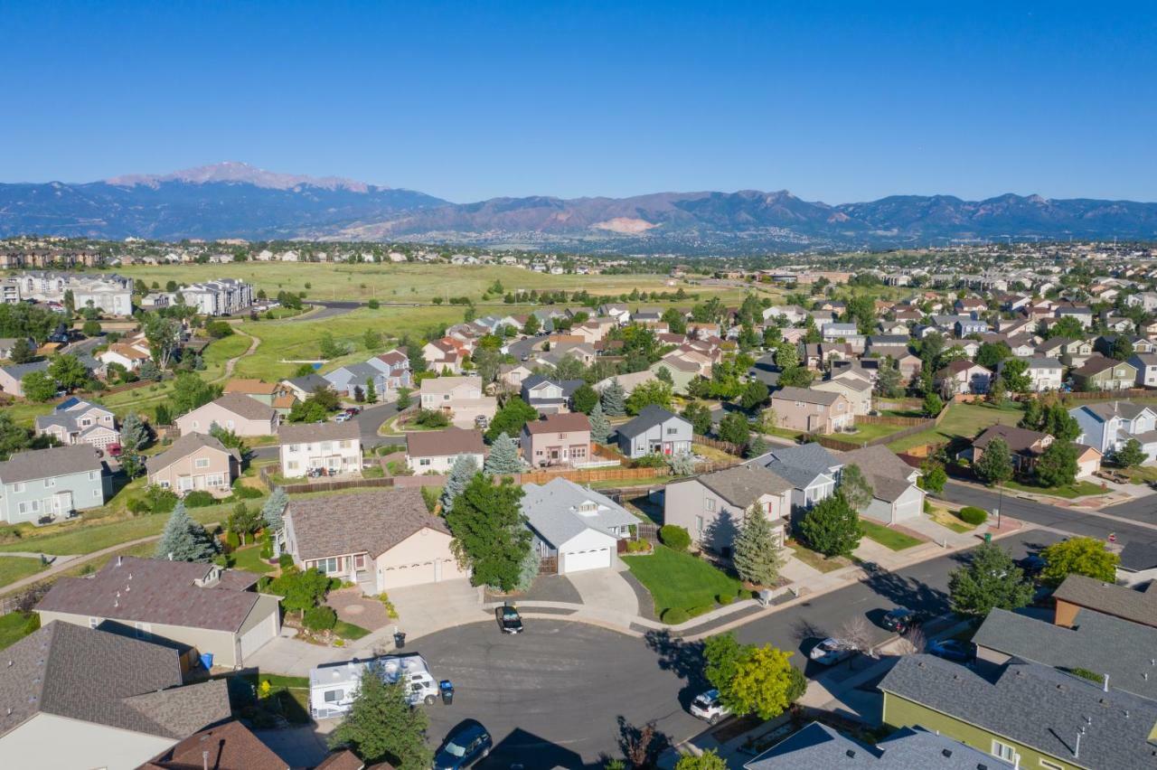 Villa Cozy 4Br House With Peak Views In Colorado Springs Exterior foto